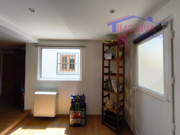 Image No.60-3 Bed House for sale