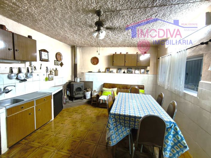 Image No.8-1 Bed House for sale