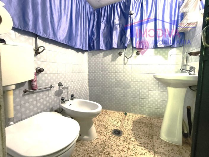 Image No.16-1 Bed House for sale