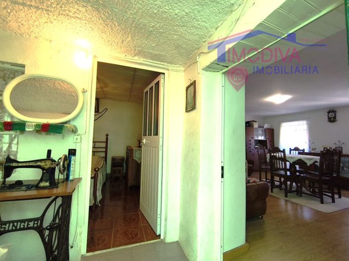 Image No.21-1 Bed House for sale