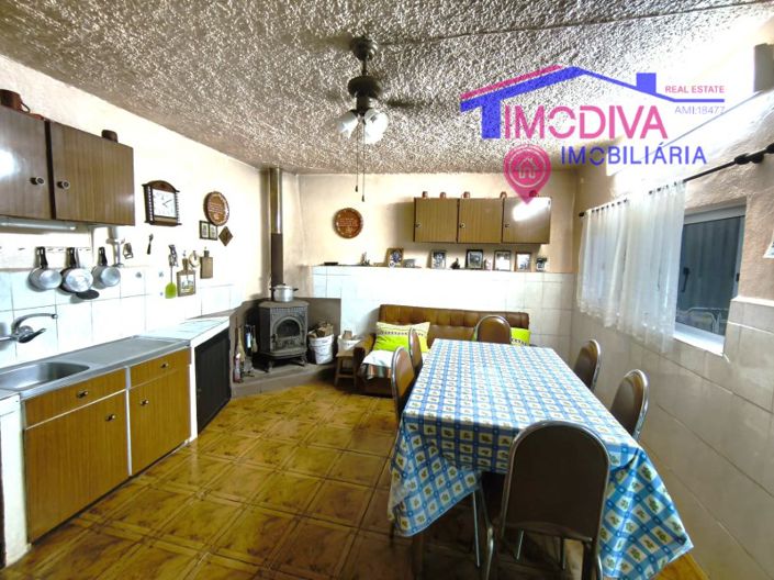 Image No.8-1 Bed House for sale