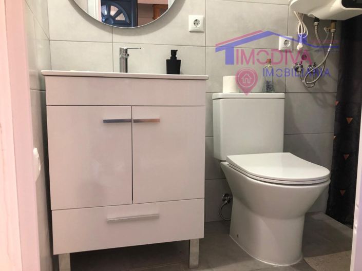 Image No.10-1 Bed House for sale