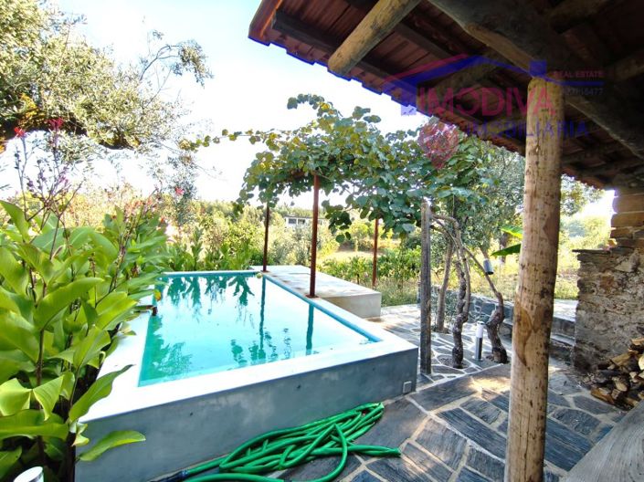 Image No.1-2 Bed House for sale