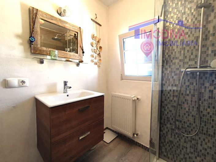 Image No.24-2 Bed House for sale