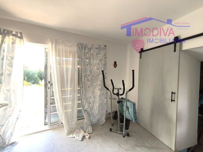 Image No.32-2 Bed House for sale