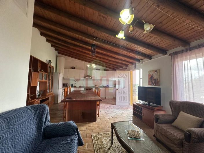 Image No.14-2 Bed House for sale