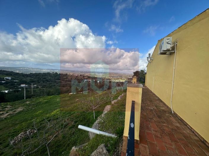 Image No.5-2 Bed House for sale