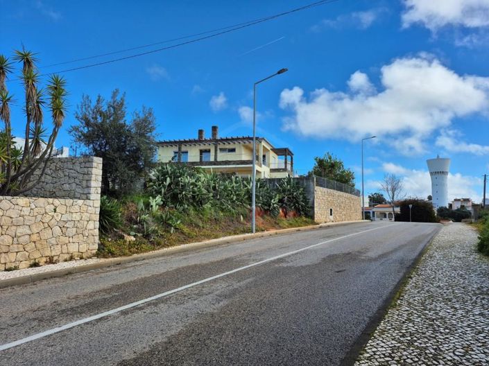 Image No.4-3 Bed House for sale