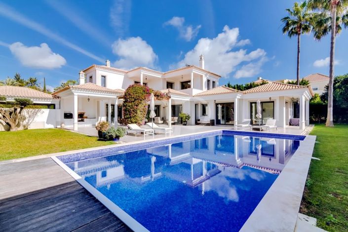 Image No.1-4 Bed House for sale