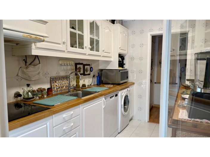 Image No.17-3 Bed Apartment for sale