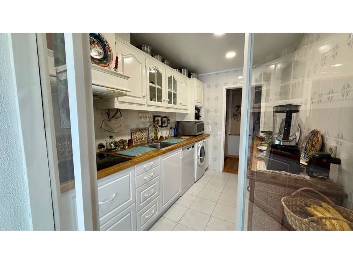 Image No.18-3 Bed Apartment for sale