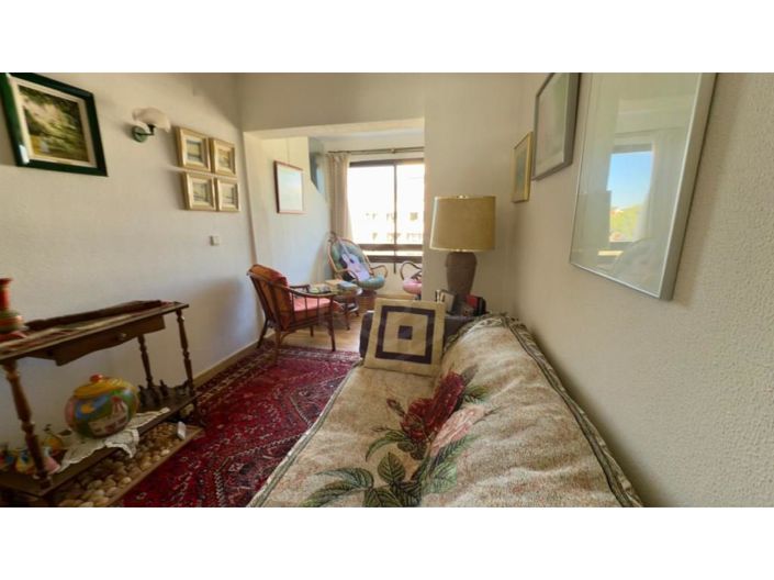 Image No.31-3 Bed Apartment for sale