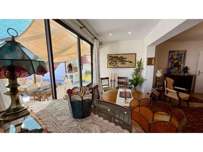 Image No.6-3 Bed Apartment for sale