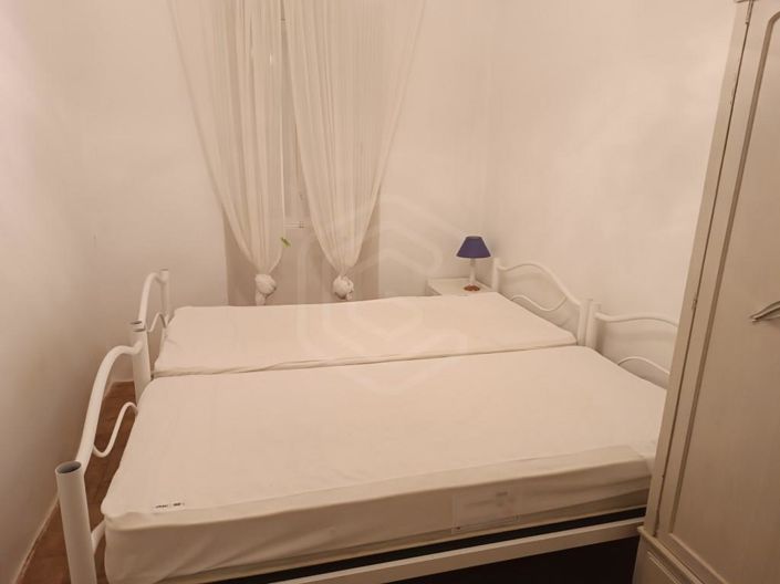 Image No.14-4 Bed House for sale