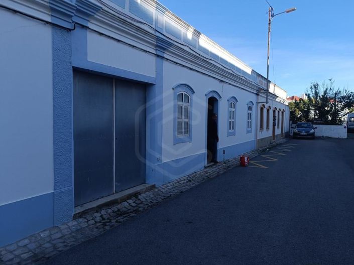 Image No.2-4 Bed House for sale