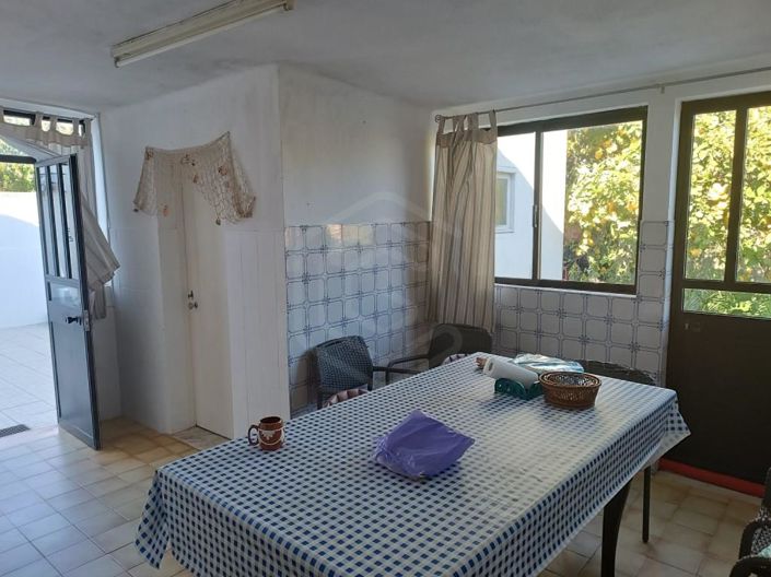 Image No.21-4 Bed House for sale