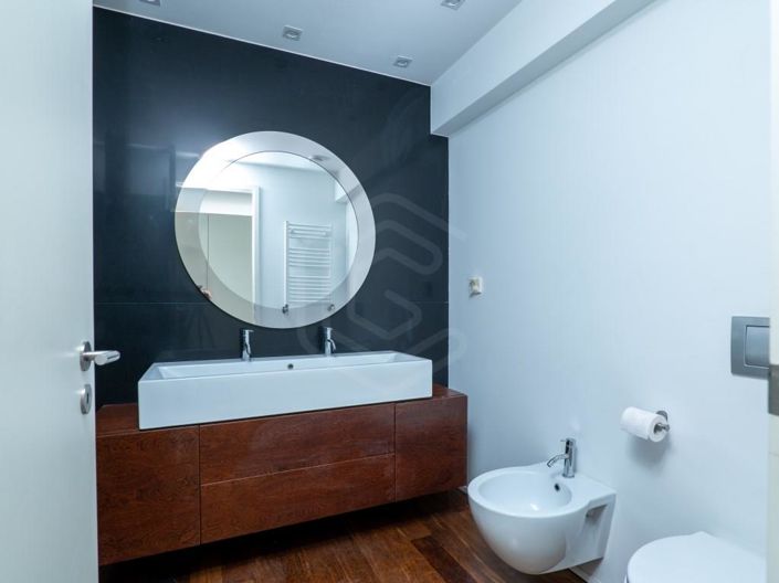 Image No.21-4 Bed Apartment for sale