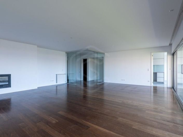 Image No.5-4 Bed Apartment for sale