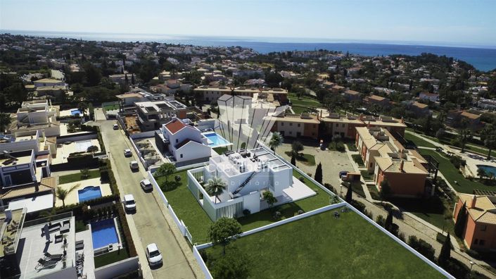 Image No.13-4 Bed House for sale