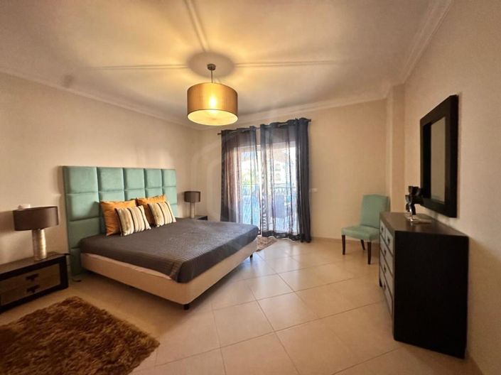 Image No.11-3 Bed Apartment for sale