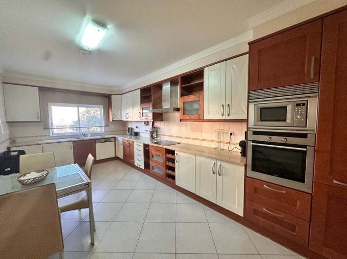 Image No.3-3 Bed Apartment for sale