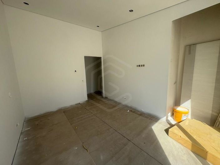 Image No.15-3 Bed House for sale