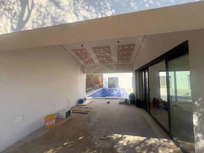 Image No.25-3 Bed House for sale