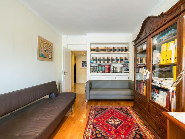 Image No.6-5 Bed Apartment for sale