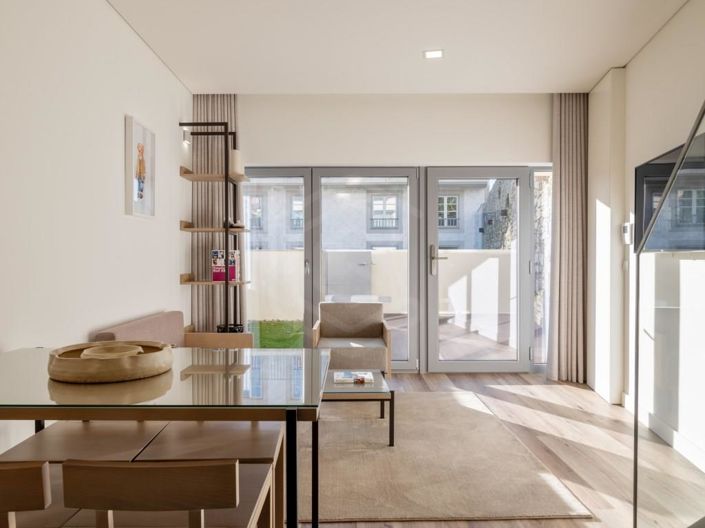 Image No.20-2 Bed Apartment for sale