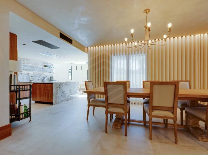 Image No.13-5 Bed House for sale