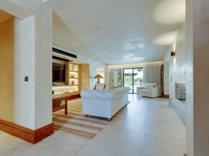 Image No.17-5 Bed House for sale