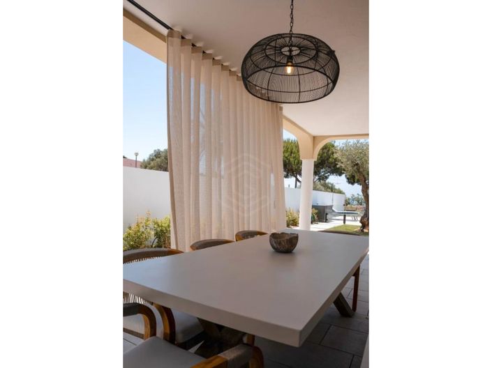 Image No.9-5 Bed House for sale