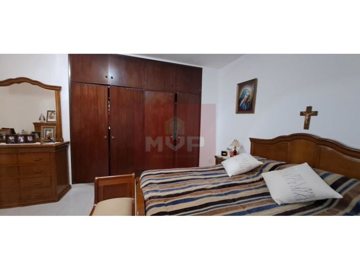 Image No.11-4 Bed House for sale