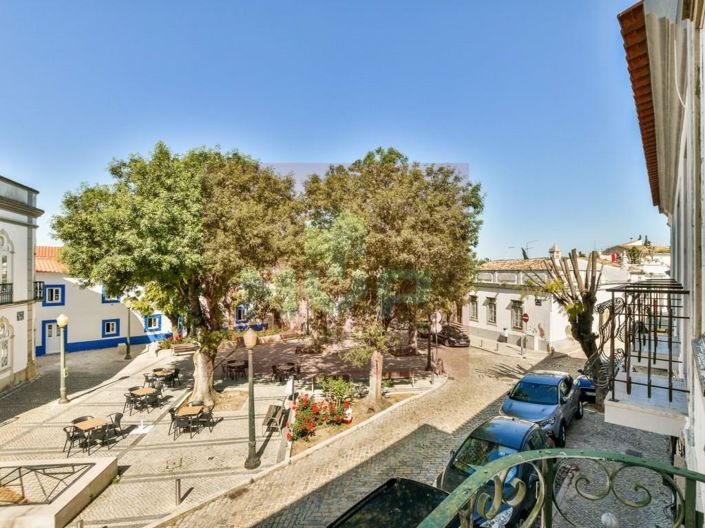 Image No.18-20 Bed House for sale