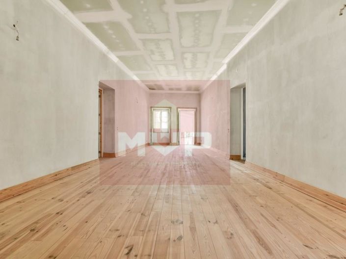 Image No.24-20 Bed House for sale