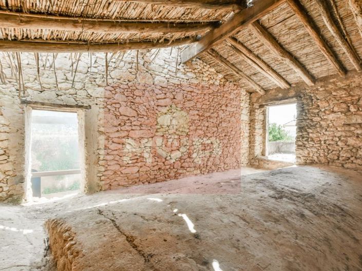 Image No.44-20 Bed House for sale