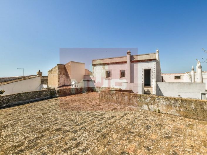 Image No.45-20 Bed House for sale