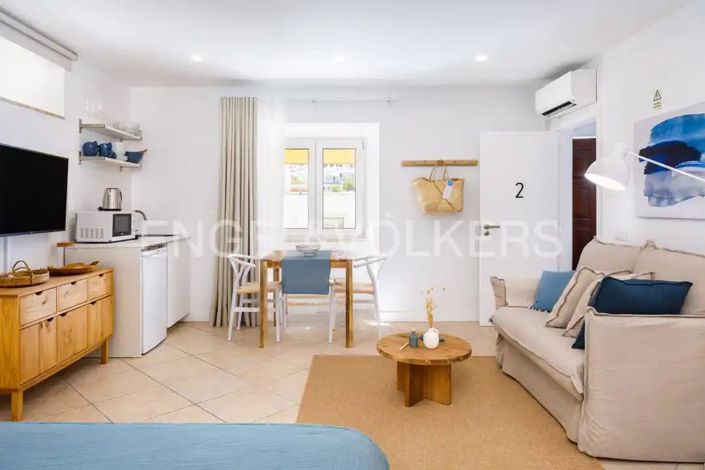 Image No.15-4 Bed House for sale