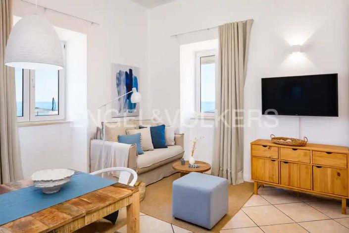 Image No.19-4 Bed House for sale