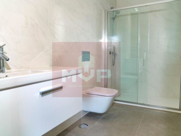 Image No.19-3 Bed House for sale