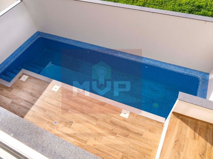 Image No.22-3 Bed House for sale