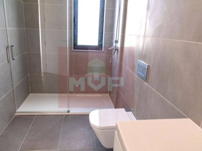 Image No.25-3 Bed House for sale