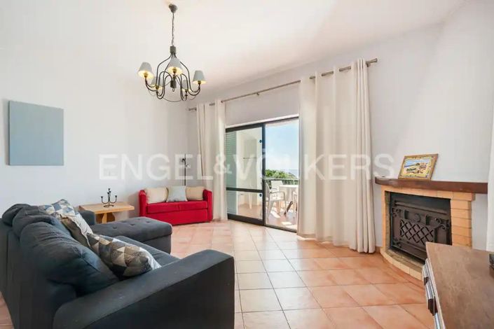 Image No.9-3 Bed House for sale