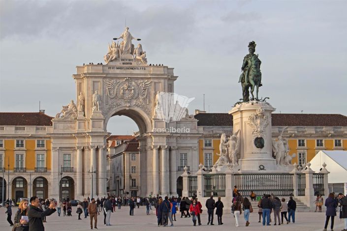 Image No.20-2 Bed Apartment for sale