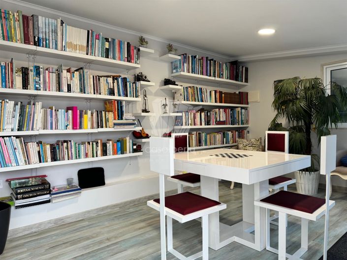 Image No.25-3 Bed House for sale