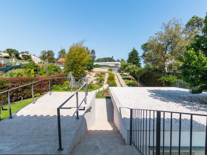 Image No.25-3 Bed House for sale