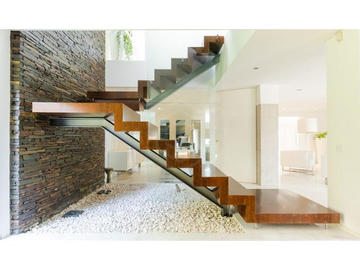 Image No.5-3 Bed House for sale