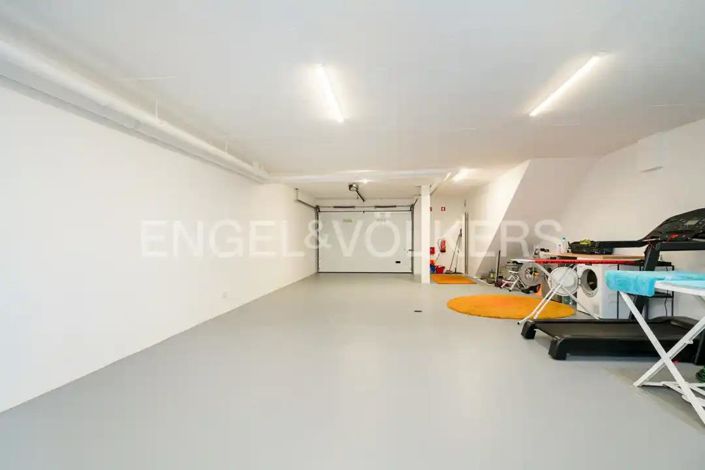 Image No.31-3 Bed House for sale