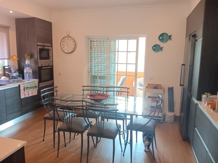 Image No.19-5 Bed House for sale