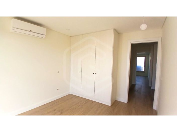 Image No.23-4 Bed Apartment for sale